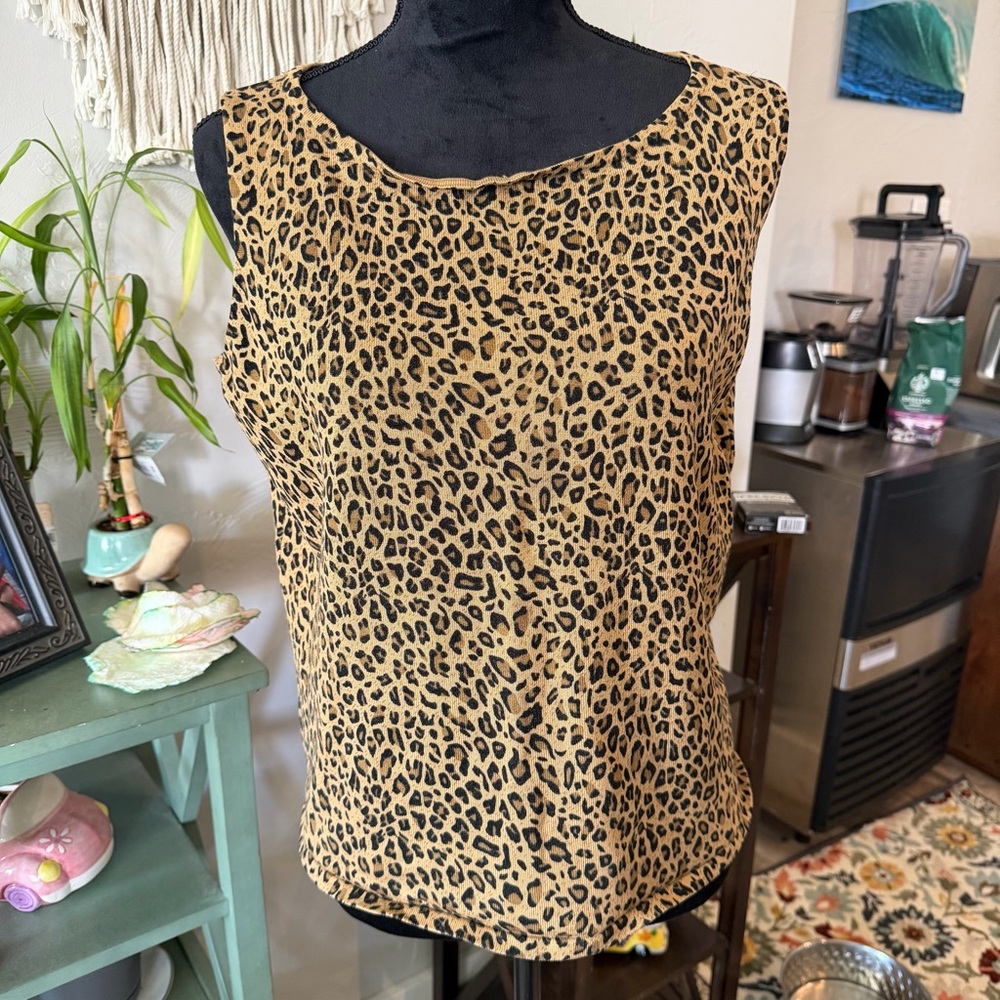 White Stag Leopard Print Sleeveless Tank in Tan and Black